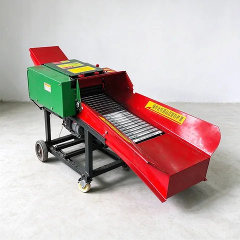 PTO driven vegetable and silage chopper with diesel engine for poultry feed