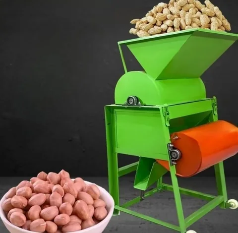 Portable electric peanut huller for household peanut shelling